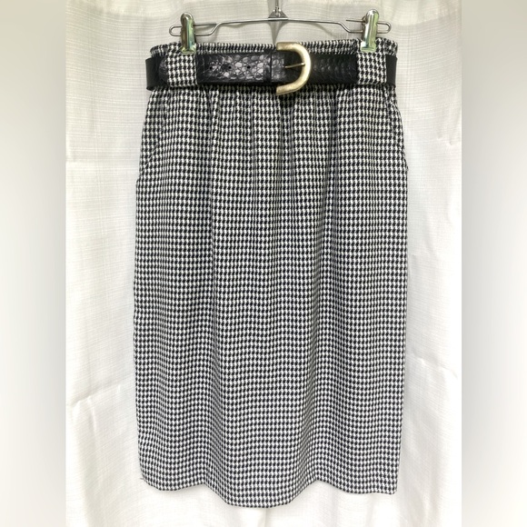 Vintage 1980's Mitchell Mitchell Pencil Skirt W/Belt, Size 10 - Picture 1 of 10